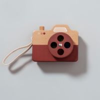 Petit Monkey Kamera aus Holz braun