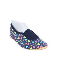 Beck Gymnastikschuhe mit Bund bunte Herzen navy