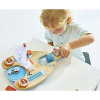 Hape Bens Eco Catamaran