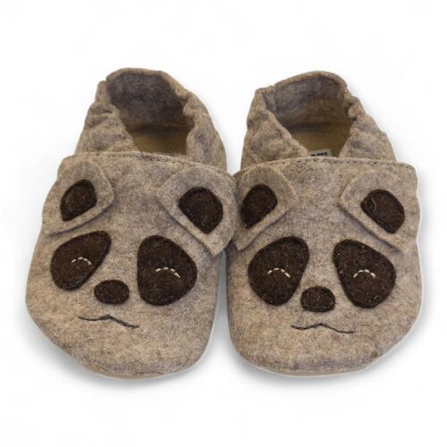 Funky Monkey Barfuß-Merino-Wollpatschen mit Gummisohle – Sorgloser Panda beige