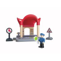 Hape Bahnhof mit Durchsagefunktion
